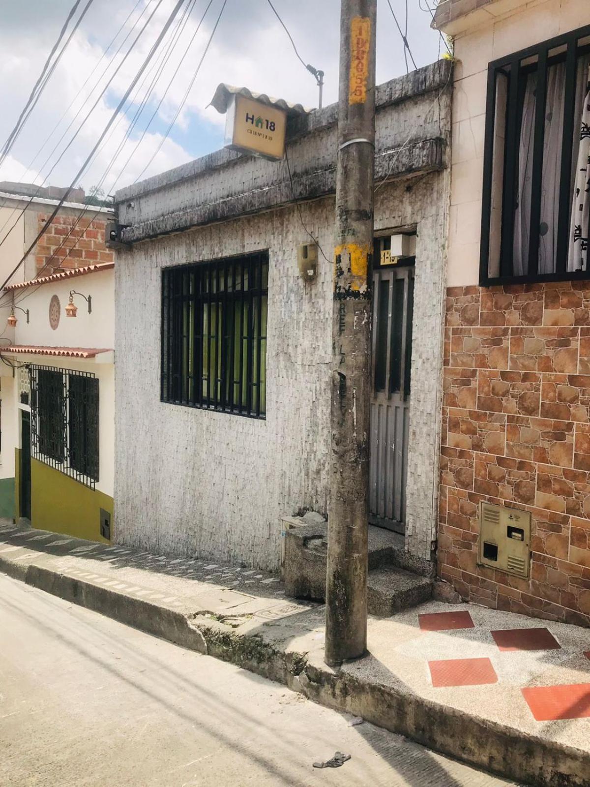 Hostal La 18 ペレイラ エクステリア 写真